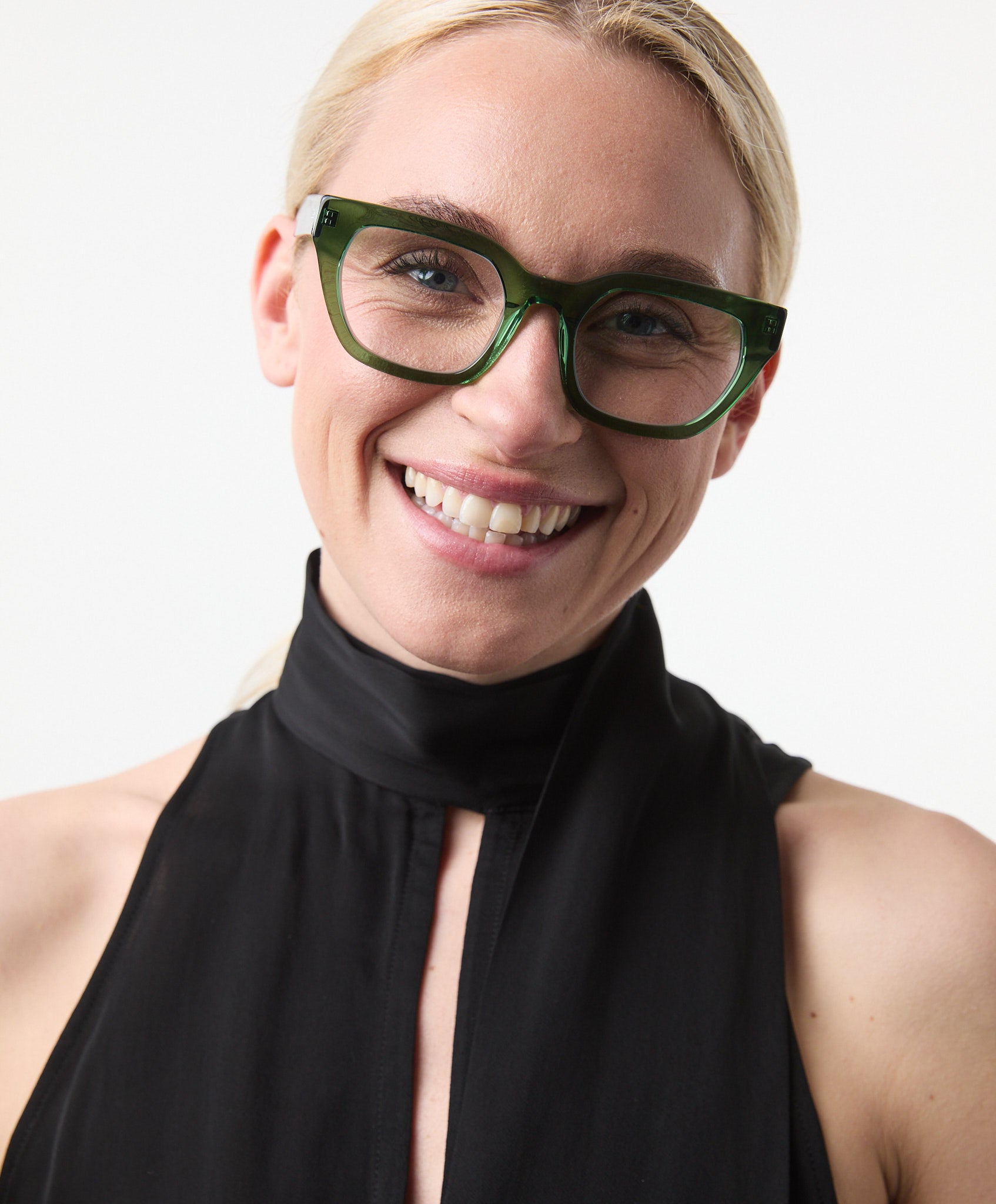 Kiara Dark Green Readers