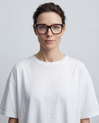 Therese Dark Brown Readers